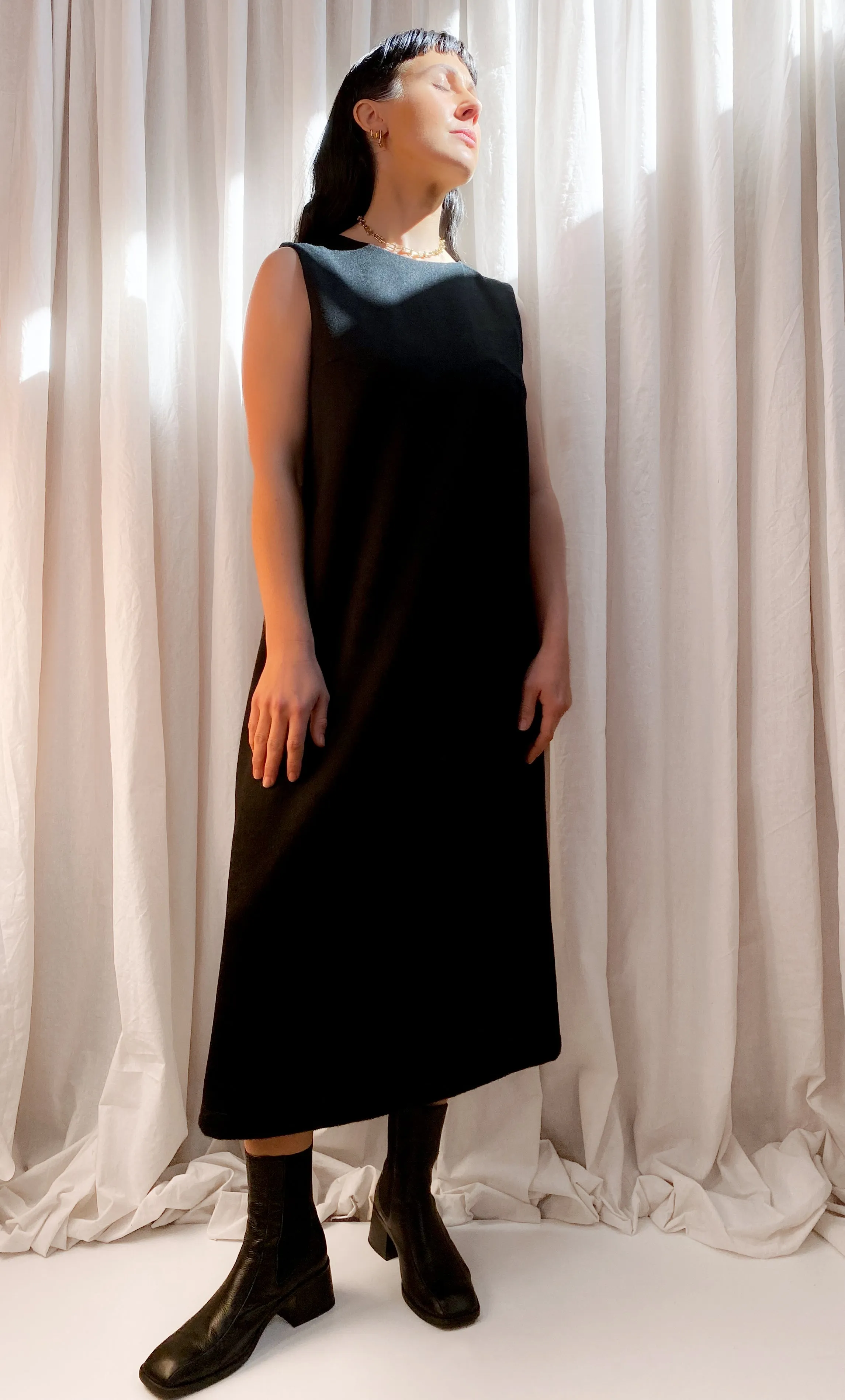 • SAMPLE • Wool Sleeveless Dress [ Jagged zig-zag detail, Black, Size Small / Medium ]