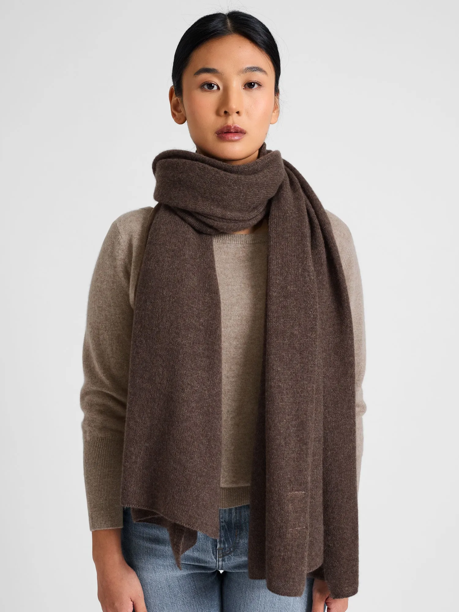 Airy cashmere scarf "Flow" - dark brown