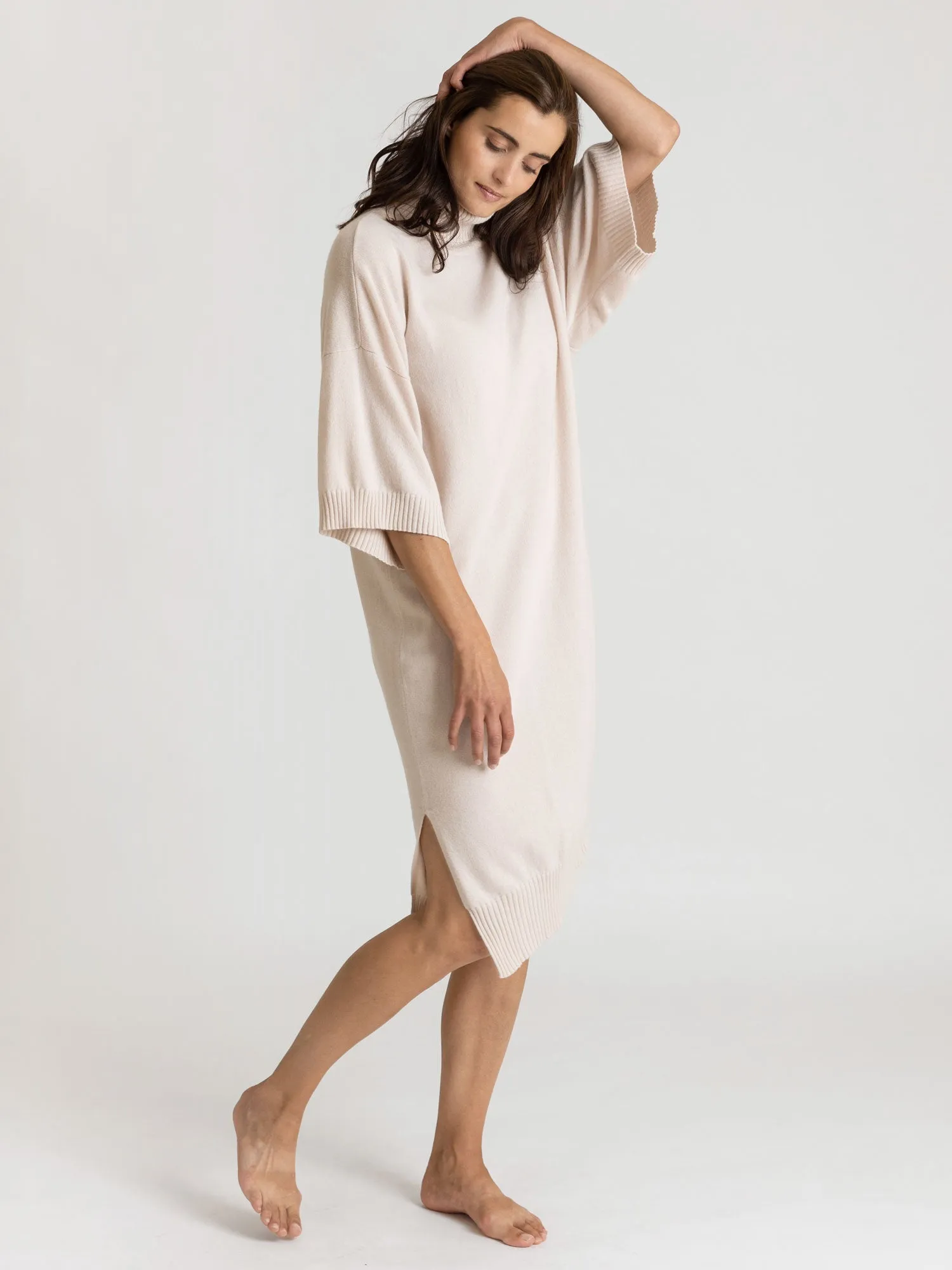 Cashmere dress "Breeze" - pearl