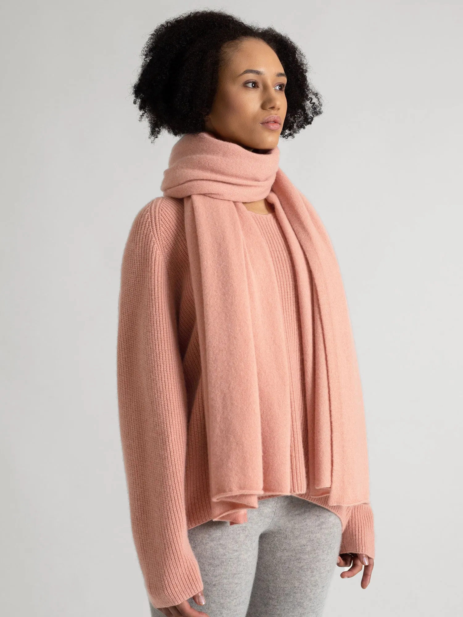 Cashmere scarf "Signature" - peachy pink