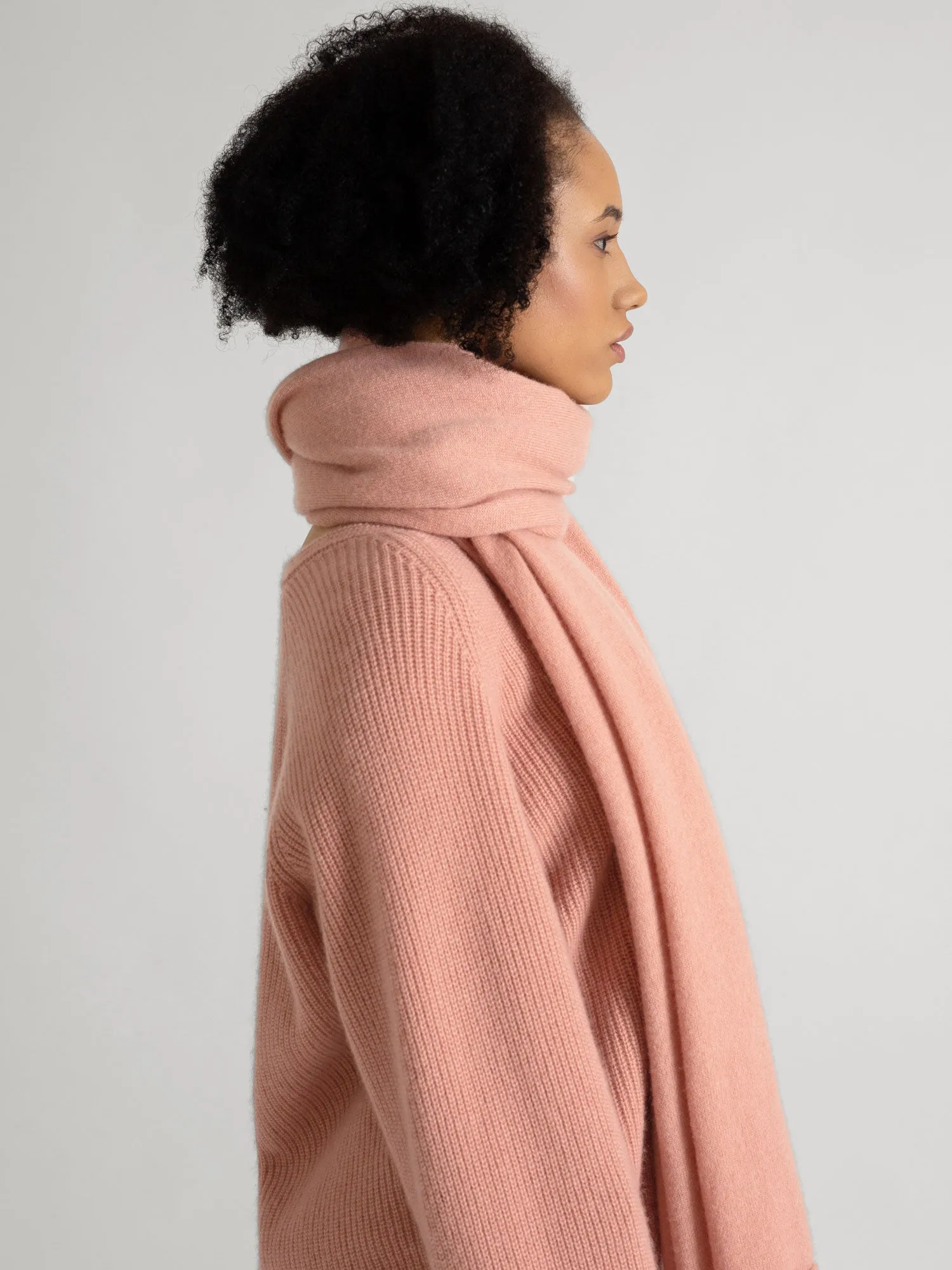 Cashmere scarf "Signature" - peachy pink