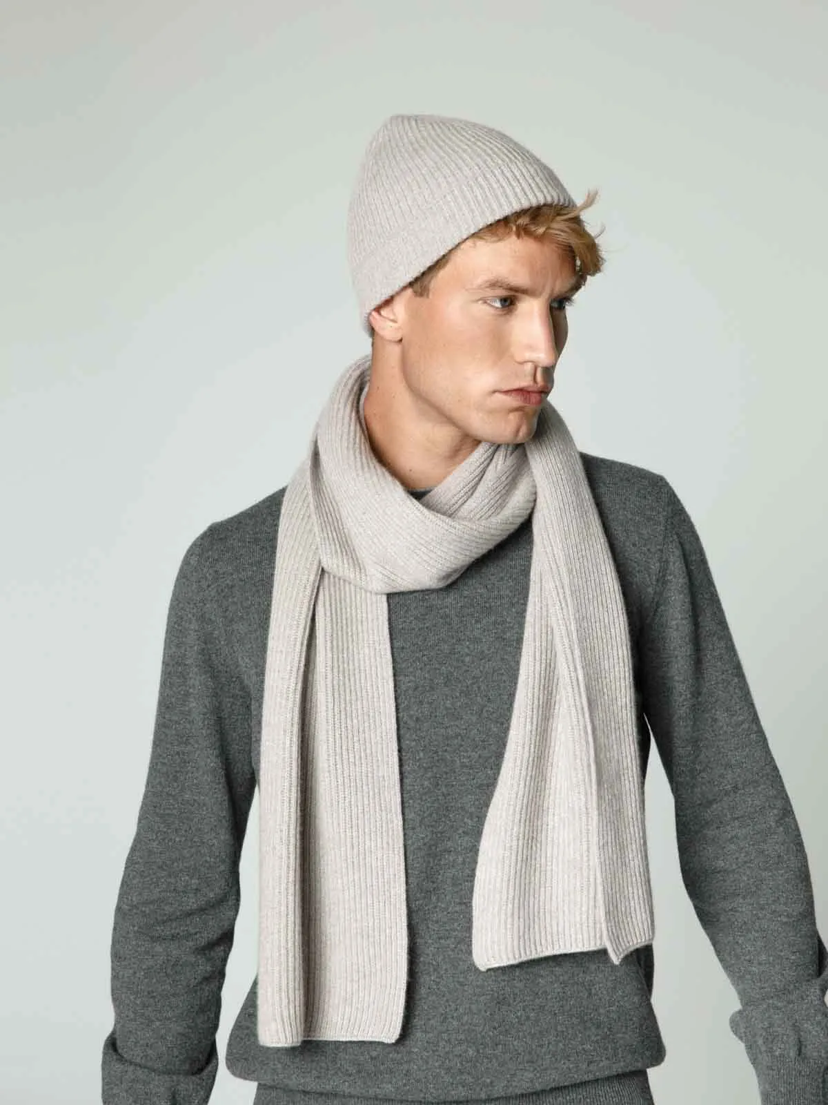 Cashmere scarf