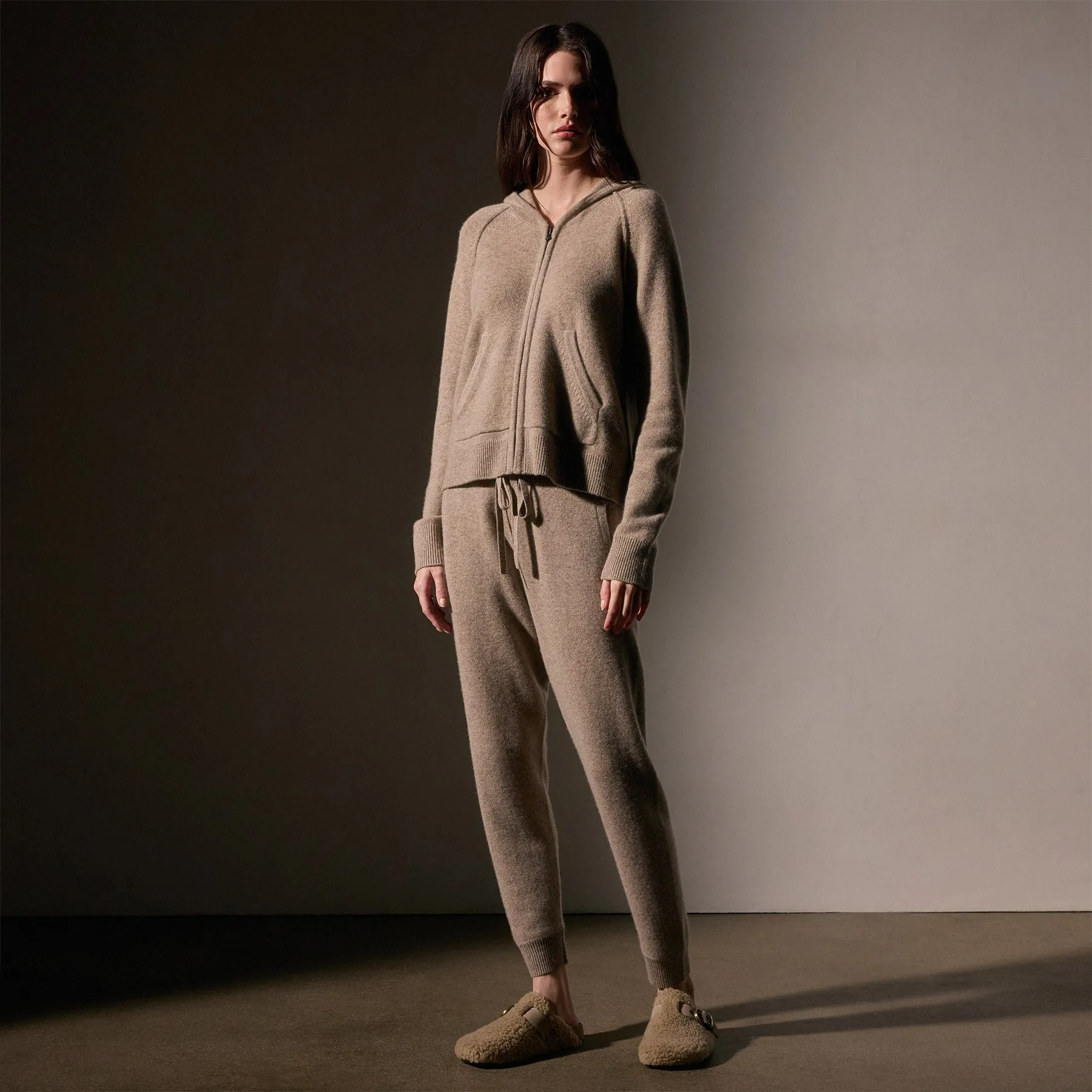 Cashmere Track Pant - Coyote