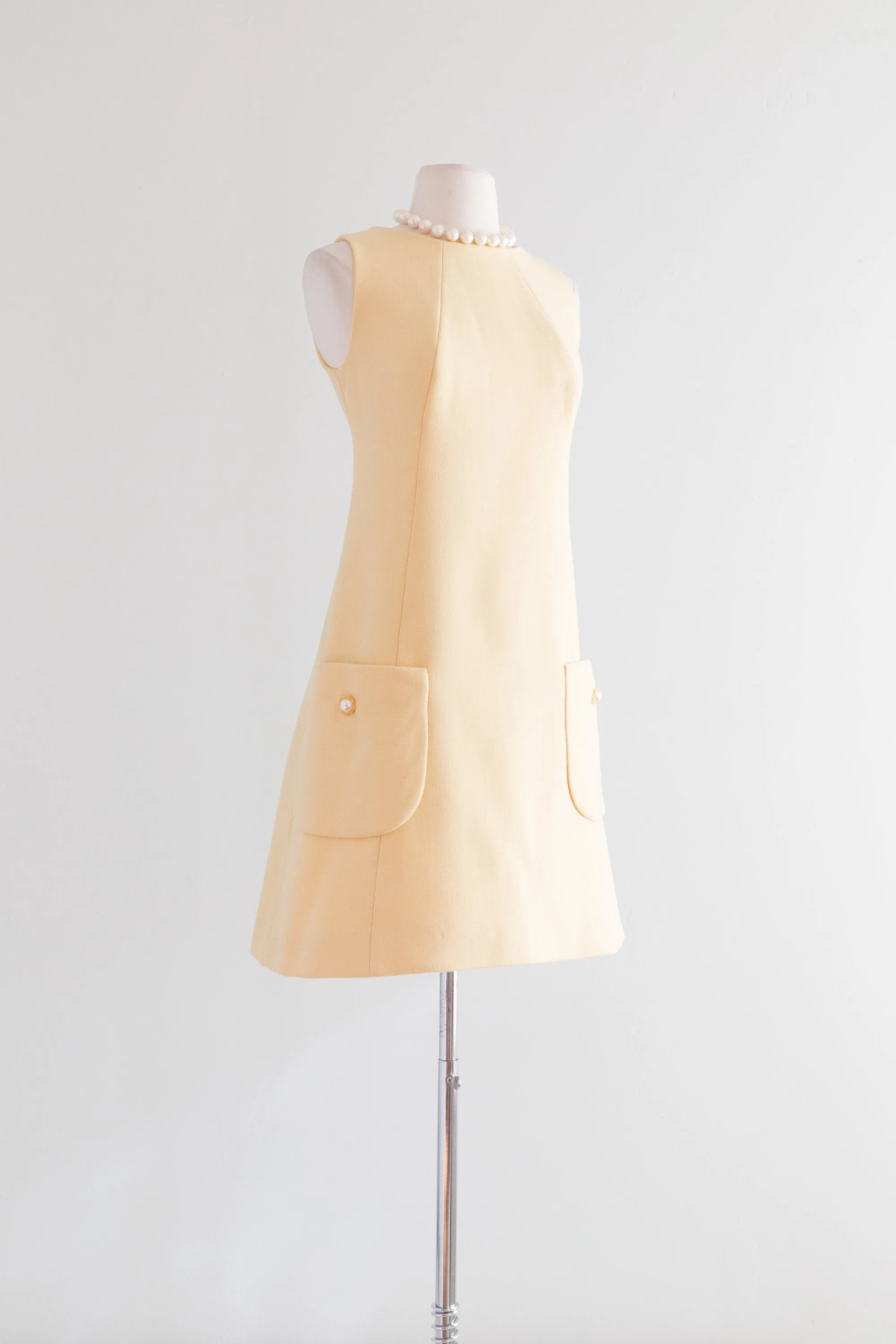 Darling 1960's Buttercup Yellow Shift Dress With Pockets and Buttons / Medium