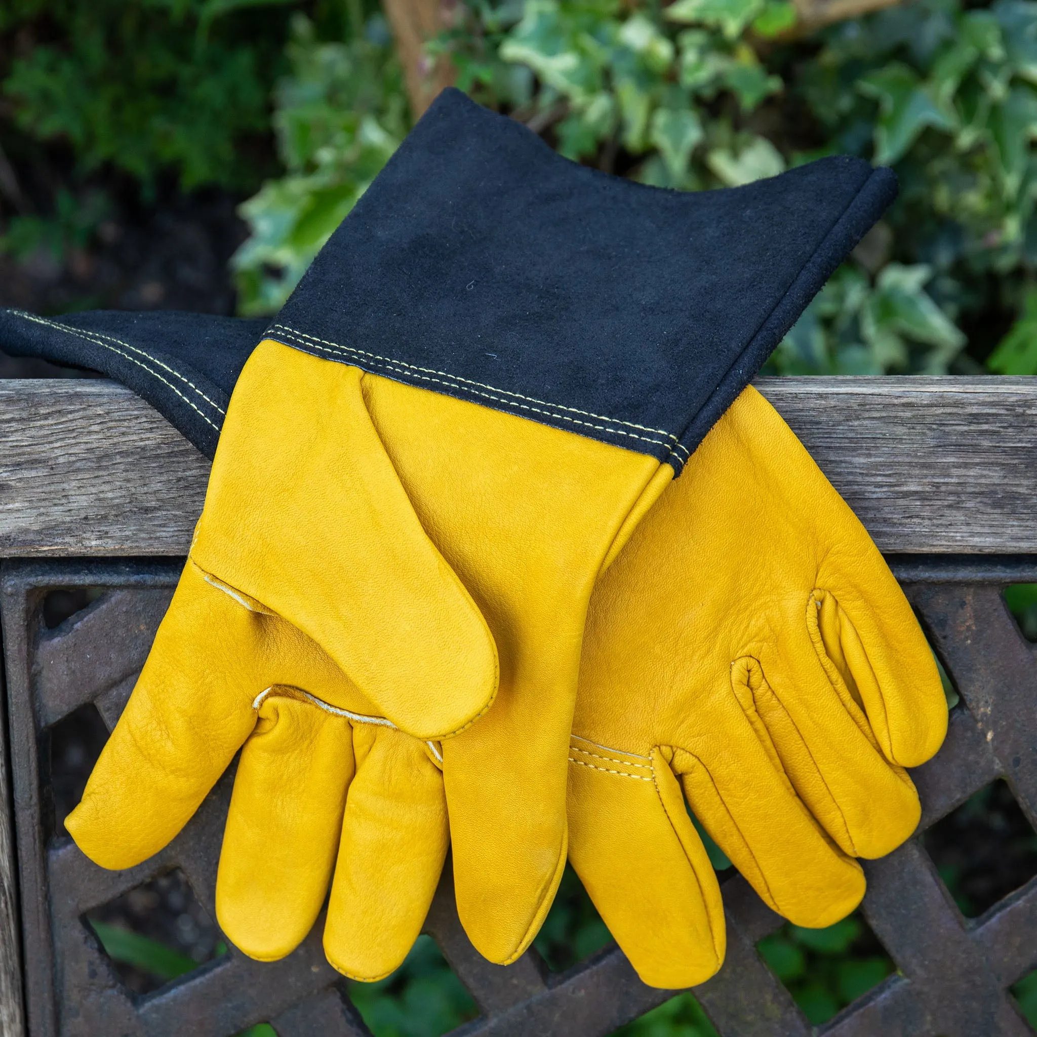 Kent & Stowe Luxury Gauntlet Gloves