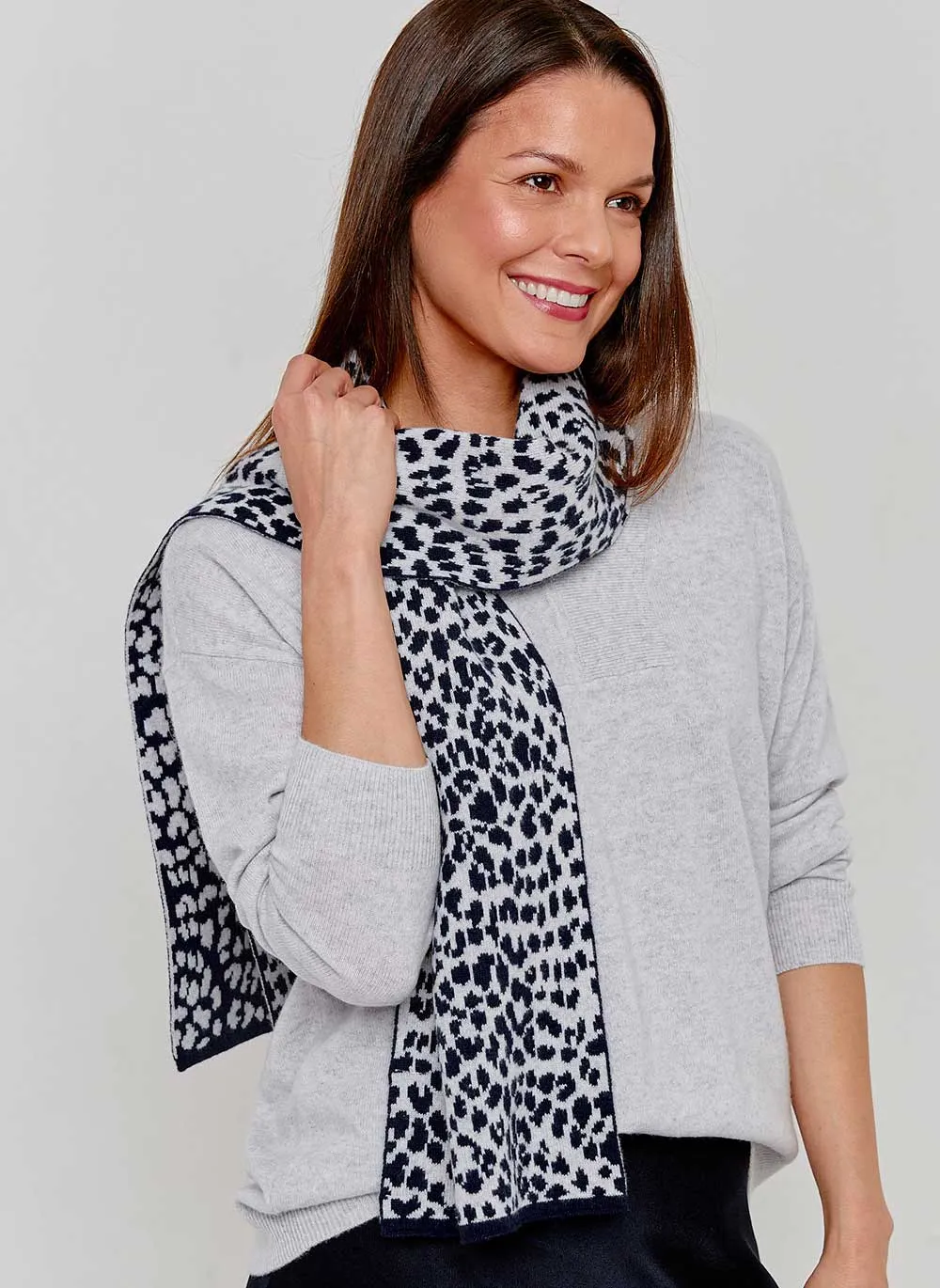 Leopard Cashmere Scarf - Navy