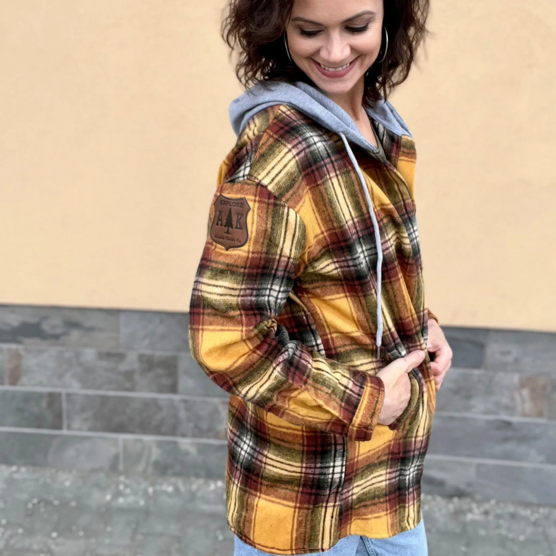 Lightweight Hooded Plaid Flannel