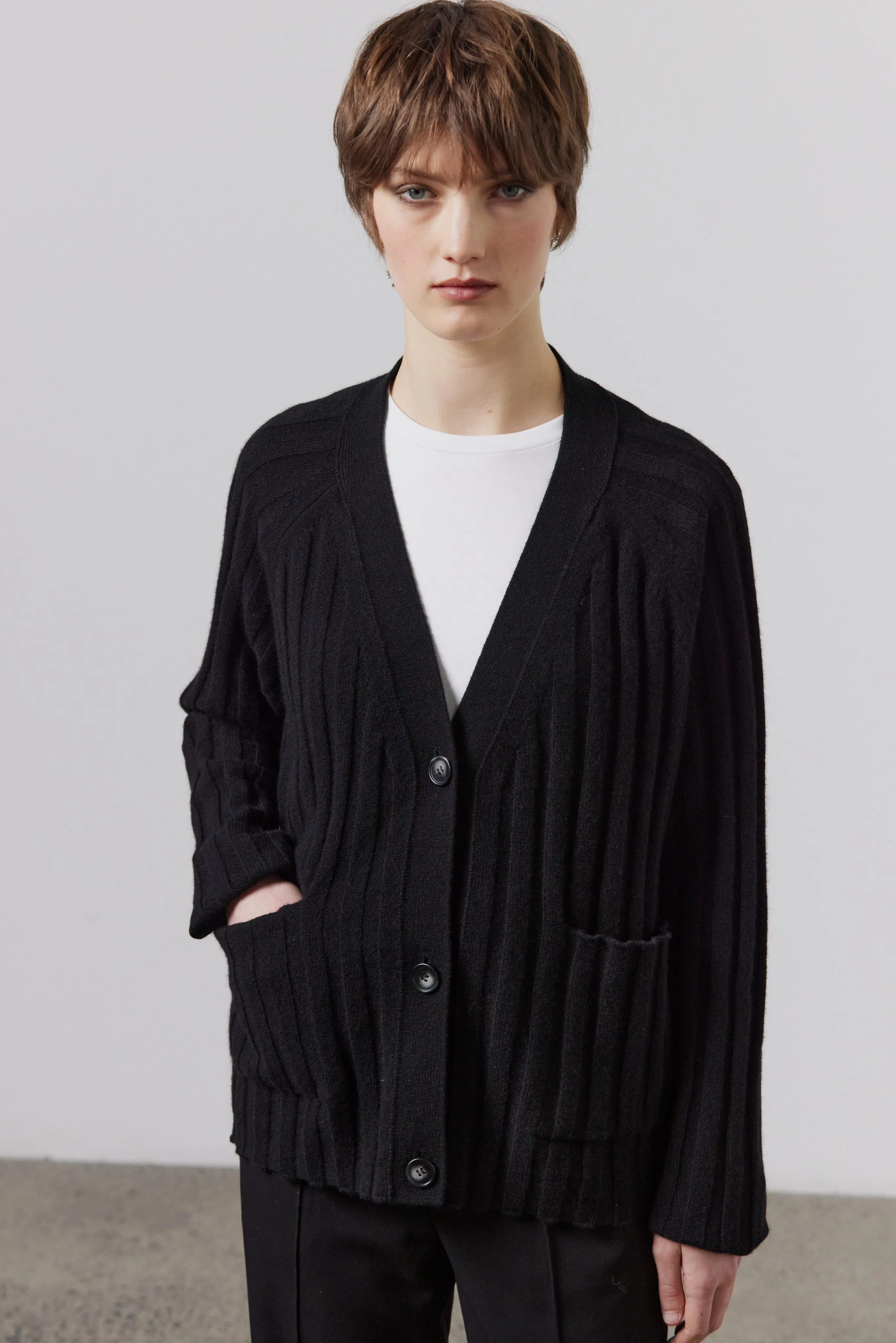 Lizzie Ribbed Cashmere Cardigan - Black