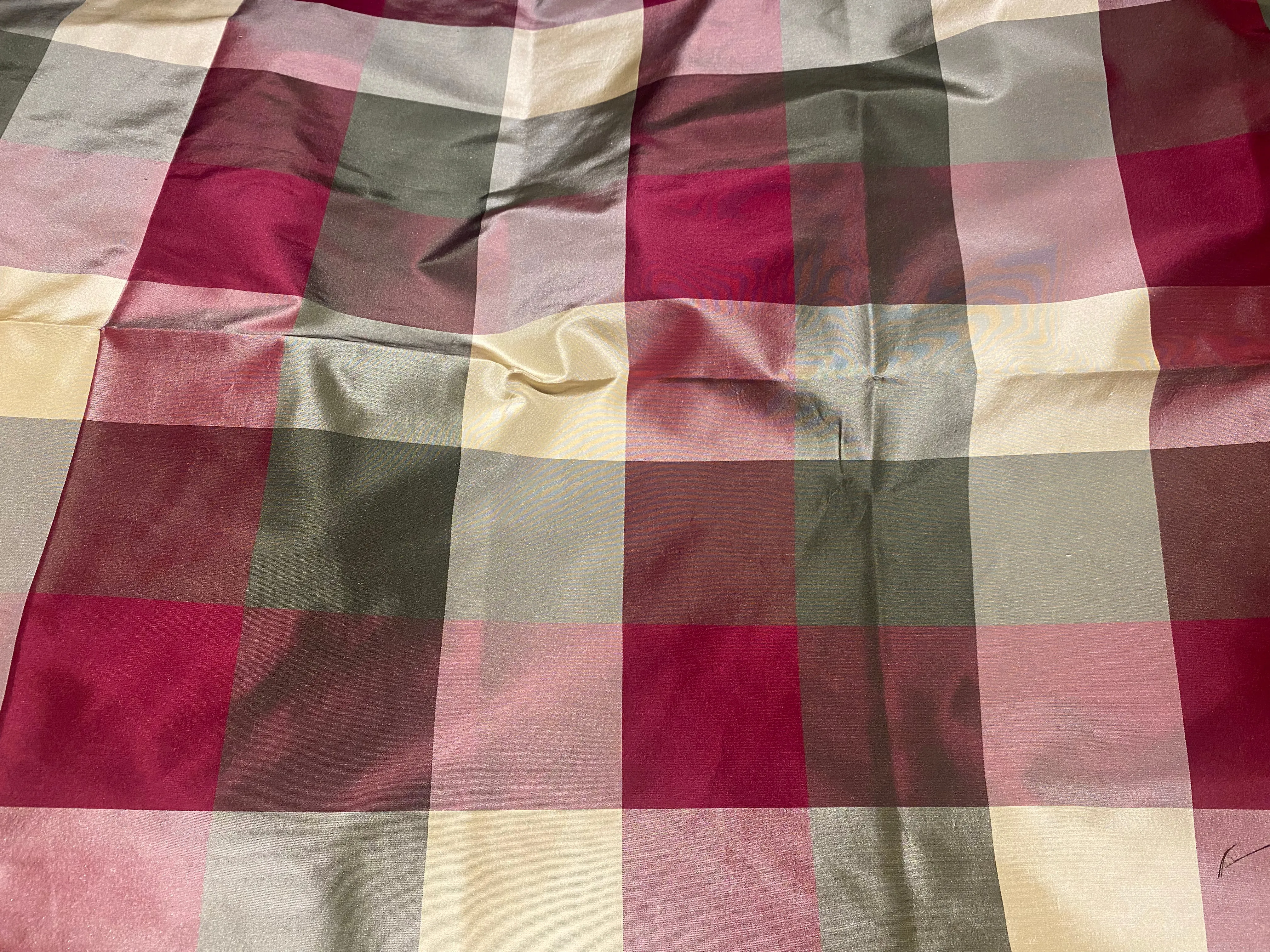 NEW Duchess Deirdre 100% Silk Taffeta Plaid Tartan Fabric- SB_1_11