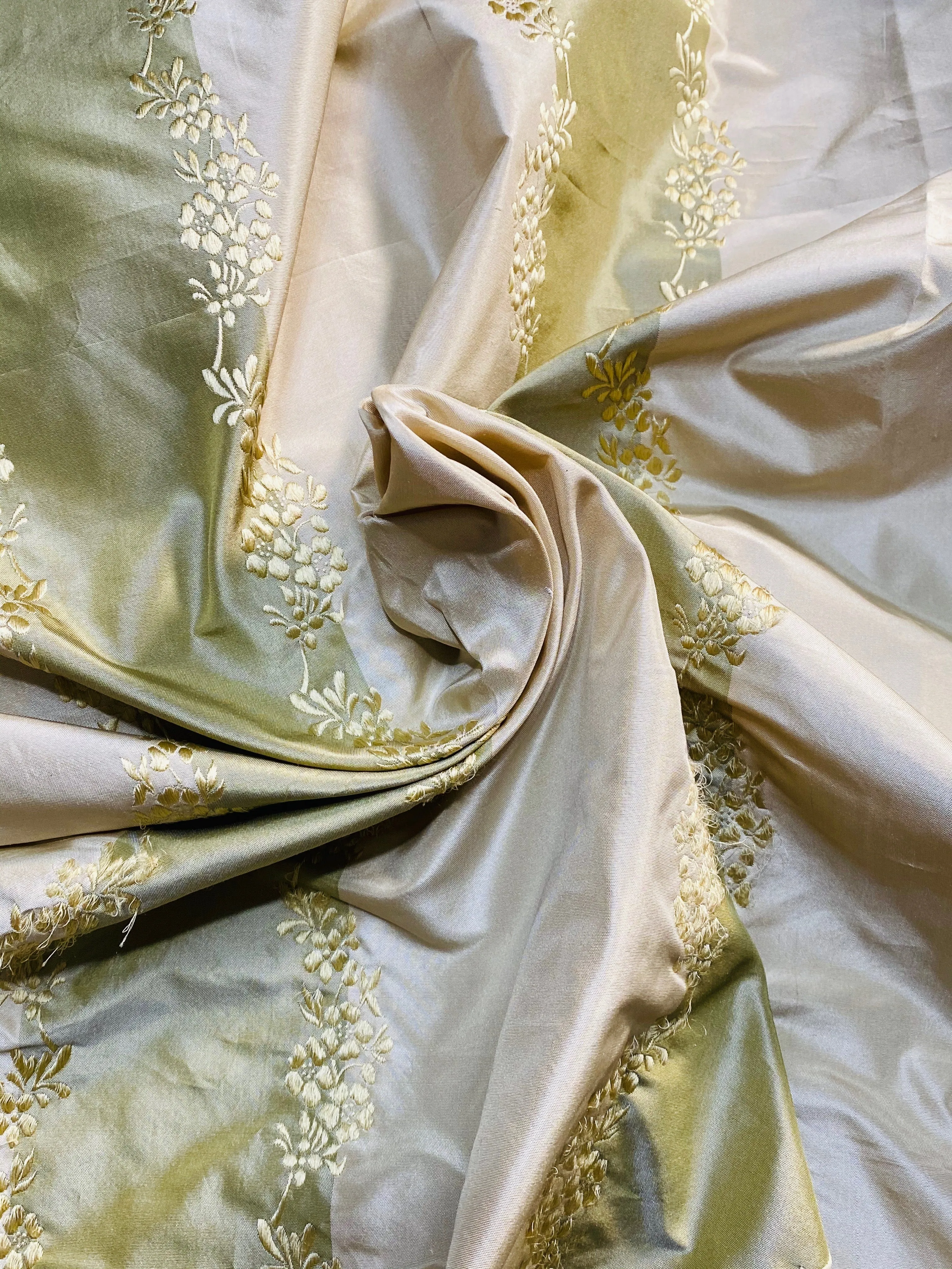 NEW Lady Kristen 100% Silk Taffeta with Embroidery Floral and Stripes Motif in Icy Pistachio Green and Champagne