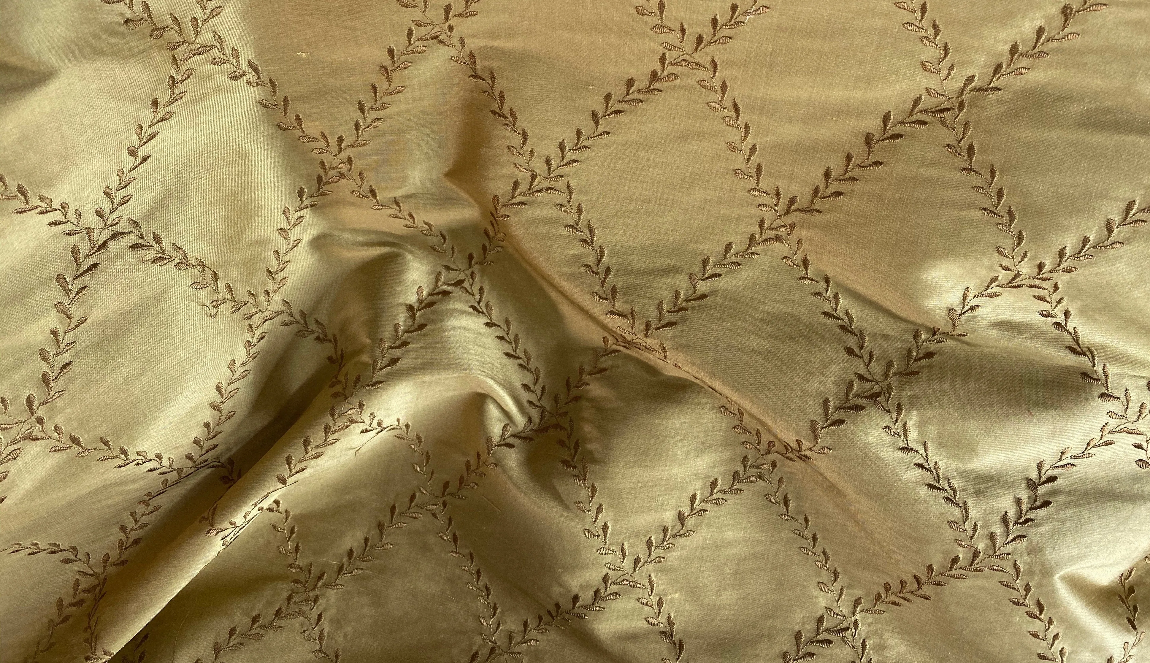 NEW Queen Mary 100% Silk Dupioni Fabric with Diamond Leaf Motif in Gold