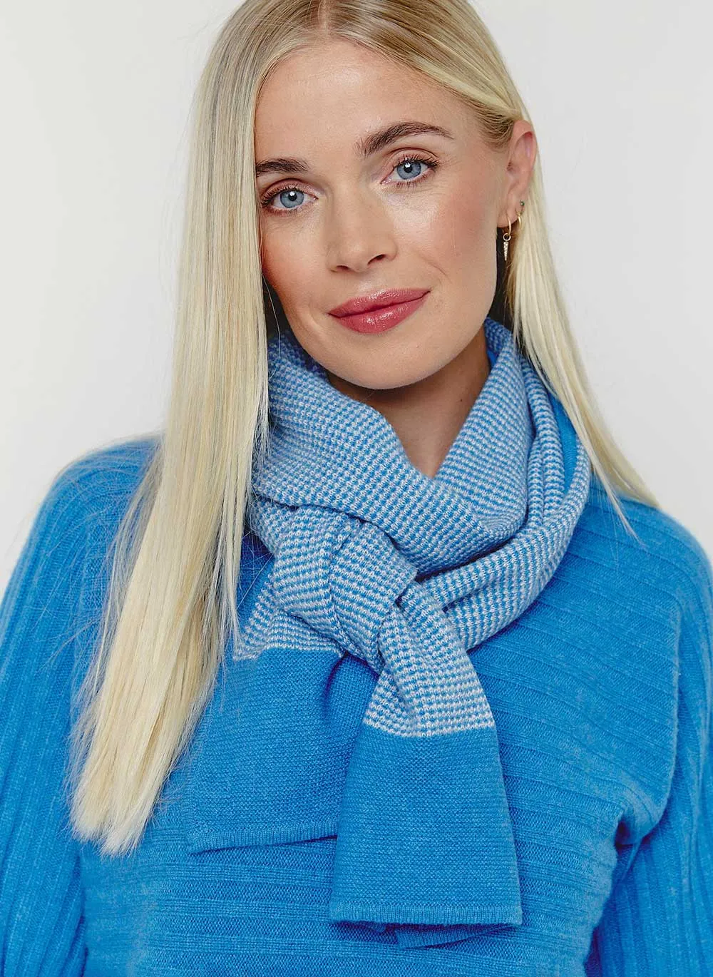 Textured Cashmere Scarf - Hockney Blue